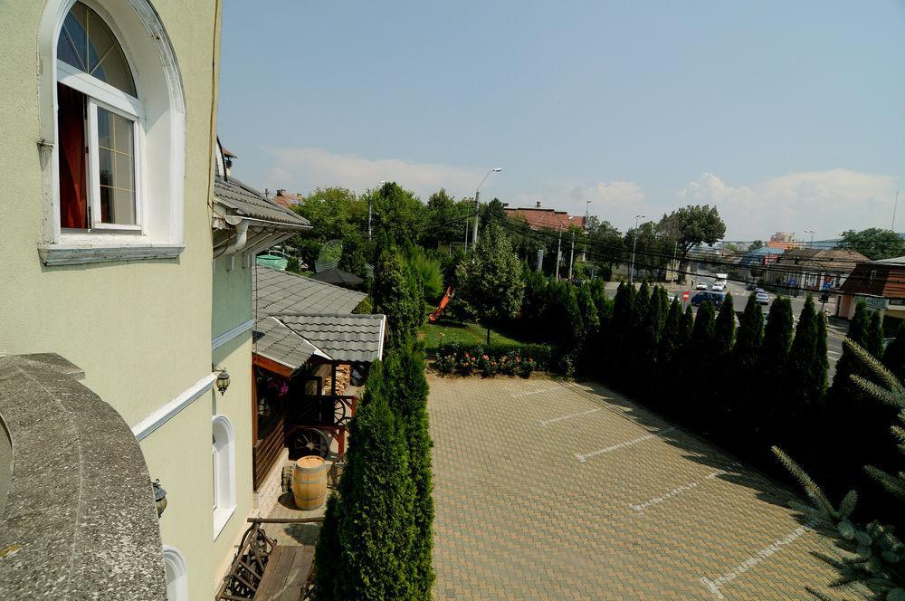 Pension La Cupola Тиргу-Муреш Екстер'єр фото