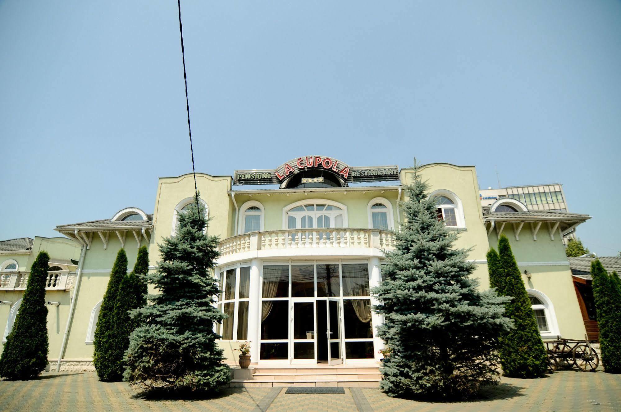 Pension La Cupola Тиргу-Муреш Екстер'єр фото